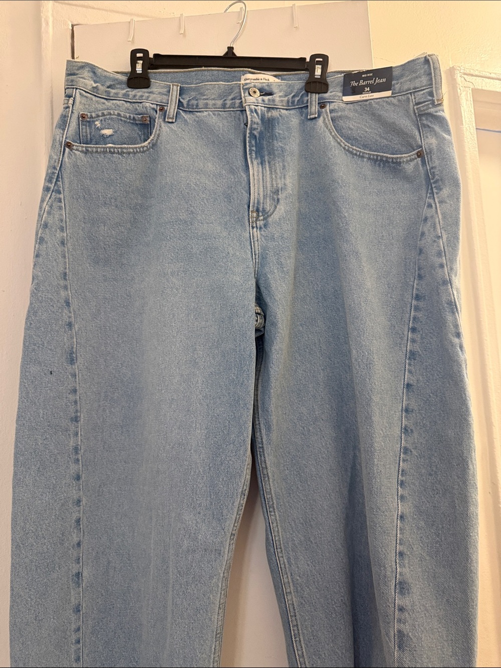 Abercrombie Curve Love  Mid Riae The Barrell Jean NWT - Picture 3 of 5